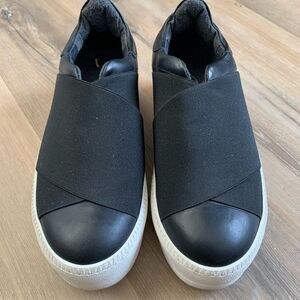 Women Piampiani Double Band Sneakers 5.5/36 Blk Leather Wht Rubber 2” Heels EUC